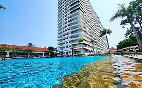 View Talay 5 Jomtien Beachfront