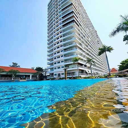 View Talay 5 Jomtien Beachfront Паттайя Экстерьер фото
